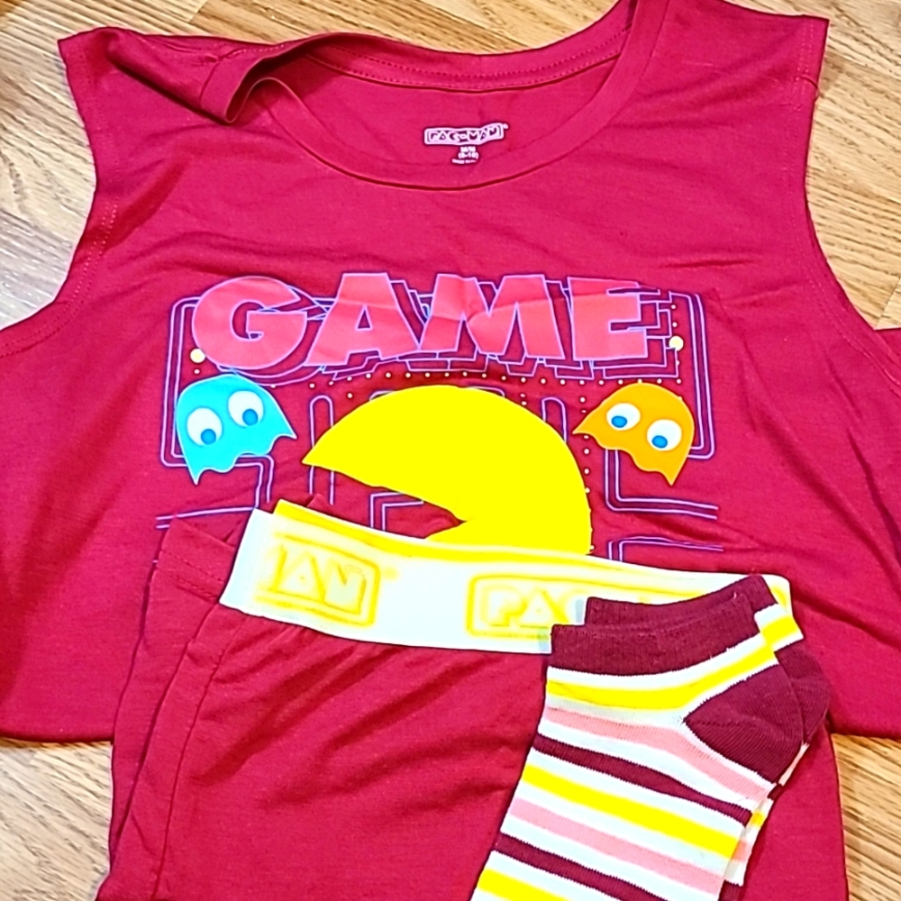 Pac-Man pajama set